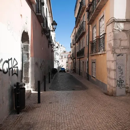 The Blue House - Bica Ropers Lisbon